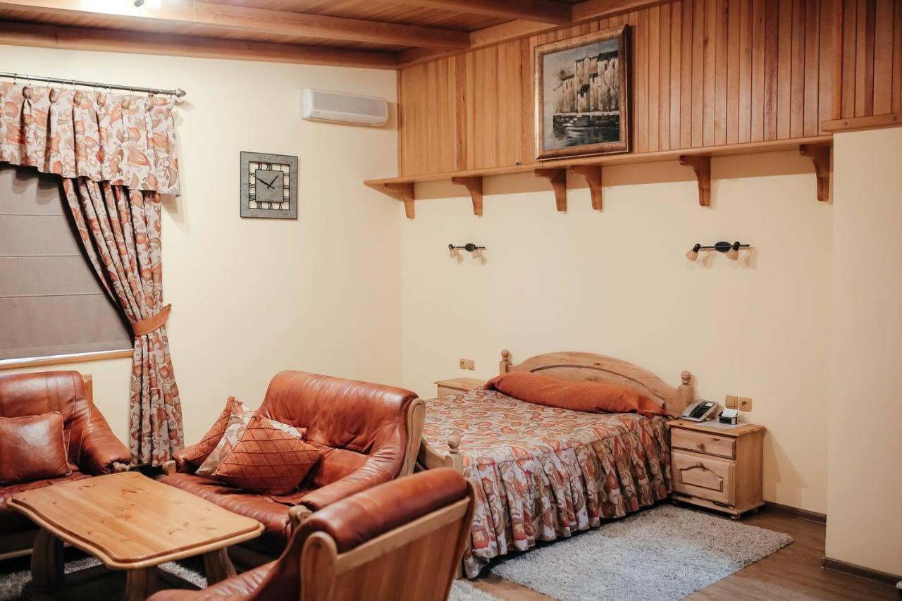 Тау-House Hotel Kok-Shoky Exterior photo